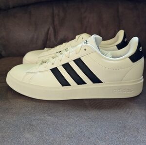 Adidas Grand Court 2.0 Sneaker - Women's